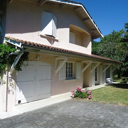 A La Cerisaie Bed & Breakfast Carignan-de-Bordeaux Eksteriør bilde