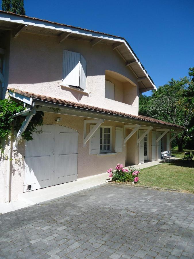 A La Cerisaie Bed & Breakfast Carignan-de-Bordeaux Eksteriør bilde